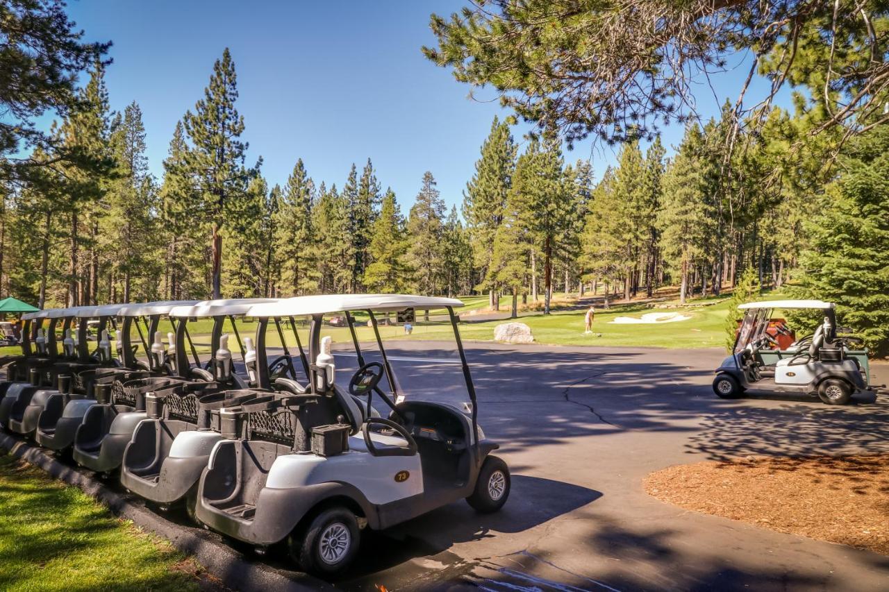 トラッキー Tahoe Donner Tree House Retreatヴィラ エクステリア 写真