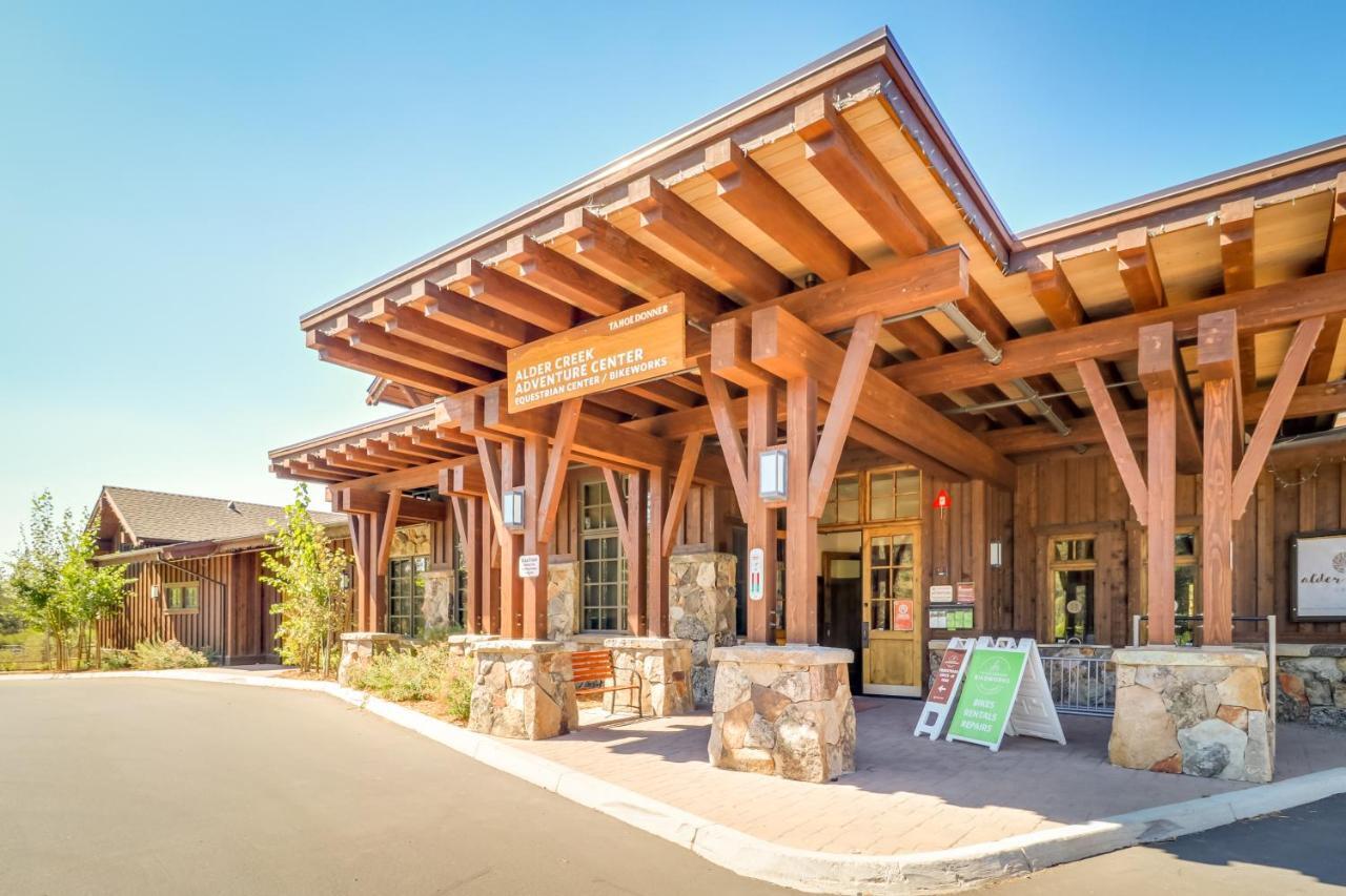 トラッキー Tahoe Donner Tree House Retreatヴィラ エクステリア 写真