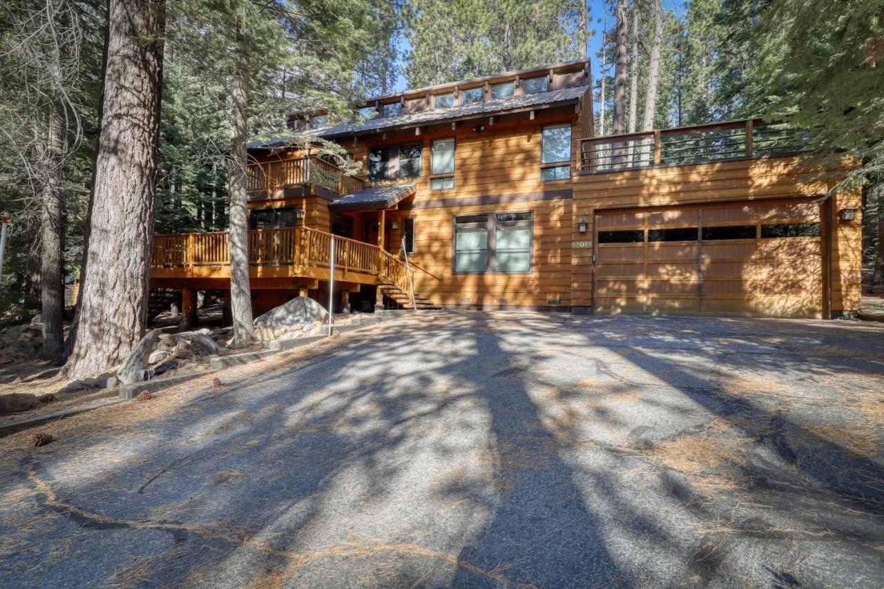 トラッキー Tahoe Donner Tree House Retreatヴィラ エクステリア 写真